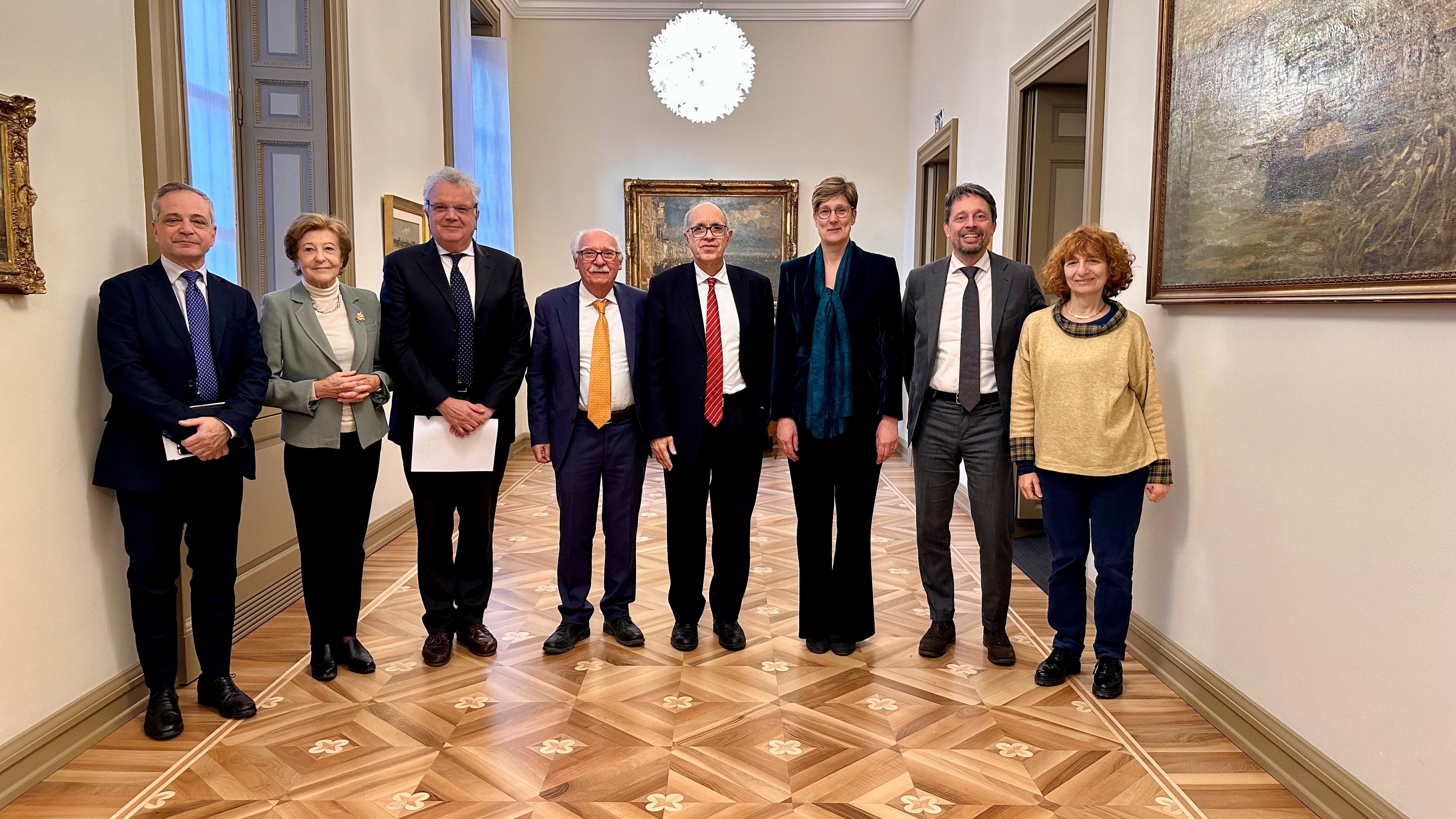 Uno studio sugli effetti della transizione energetica sui più fragili